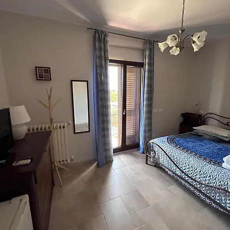 Le Grotte Di Notar Couette-café 3*