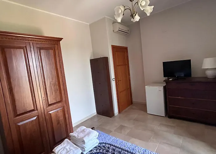 Bed & Breakfast Le Grotte Di Notar 3*